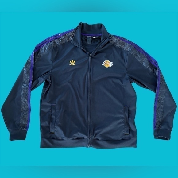 VINTAGE Adidas Limited Edition Carbon Fiber Los Angeles Lakers track jacket - Picture 1 of 9